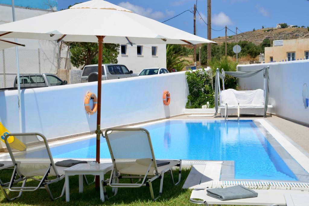 Moschoula Studios Adamantas  Екстериор снимка